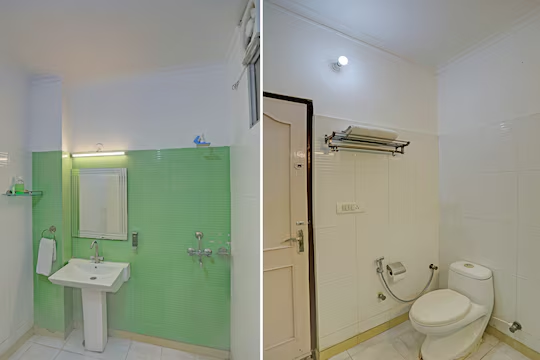 Standard room washroom